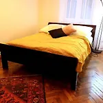 Old Town Apt - 5 Bedrooms Soltyka Street