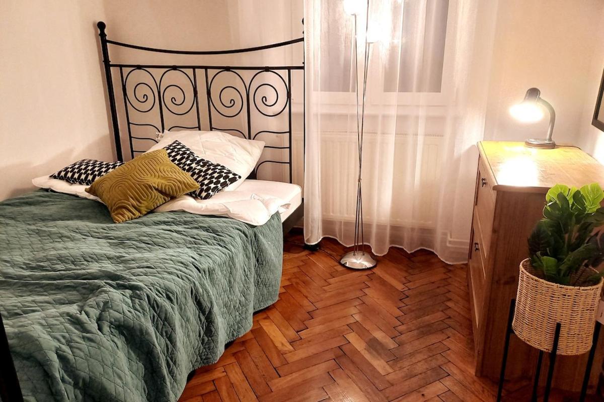 Old Town - 5 Bedrooms Soltyka Street Krakau